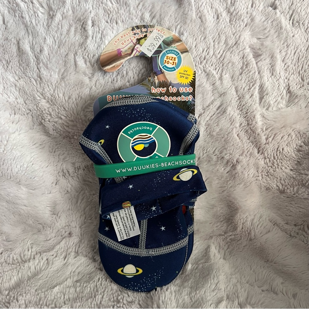 Duukies Beach Socks - Size 30-31 Kids (13-13.5) *NEW*